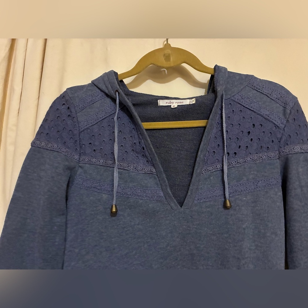 Ruby Rose Sweatshirt - Picture 3 of 7